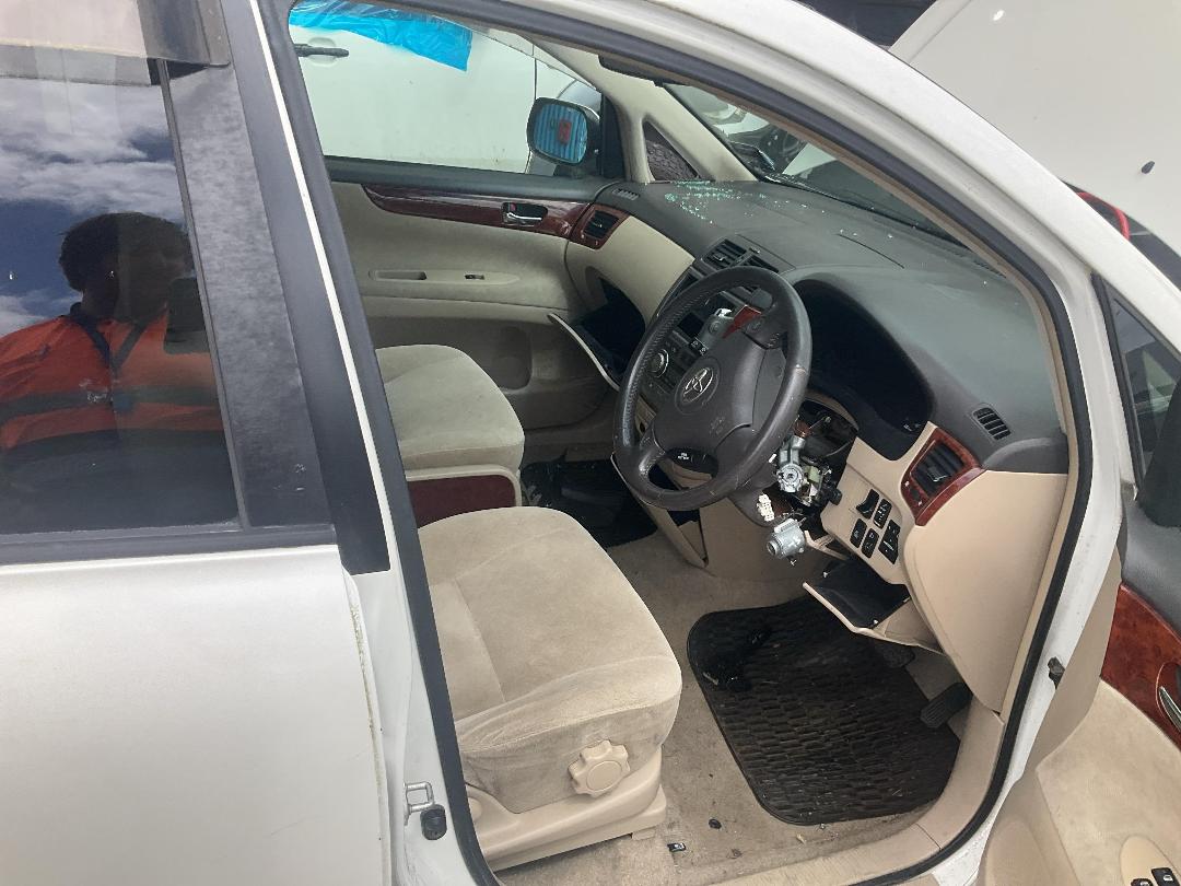 Photo '21' of Toyota Ipsum Photo '21' of Toyota Ipsum