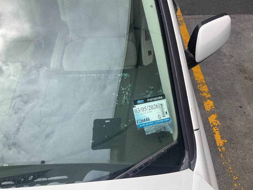 Photo '26' of Toyota Ipsum Photo '26' of Toyota Ipsum