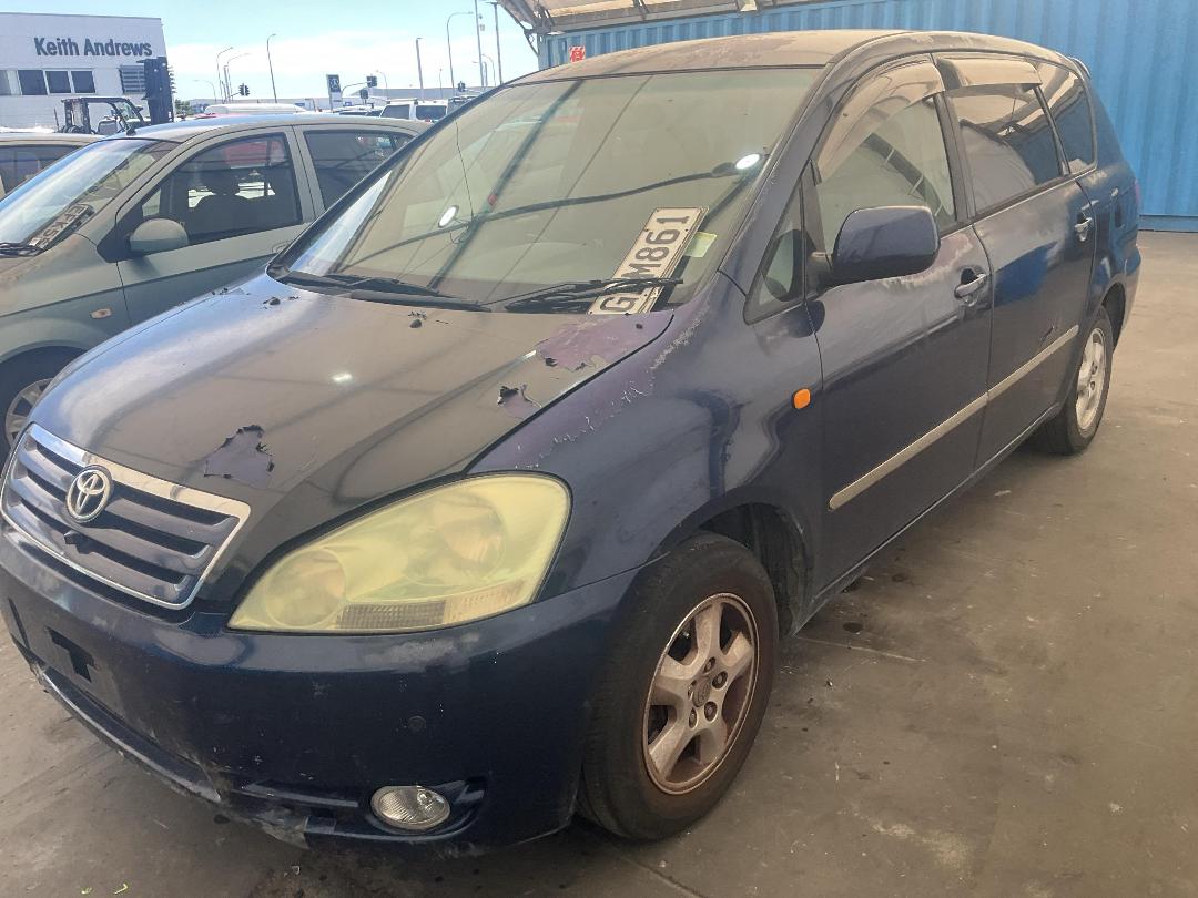 Photo '3' of Toyota Ipsum Photo '3' of Toyota Ipsum