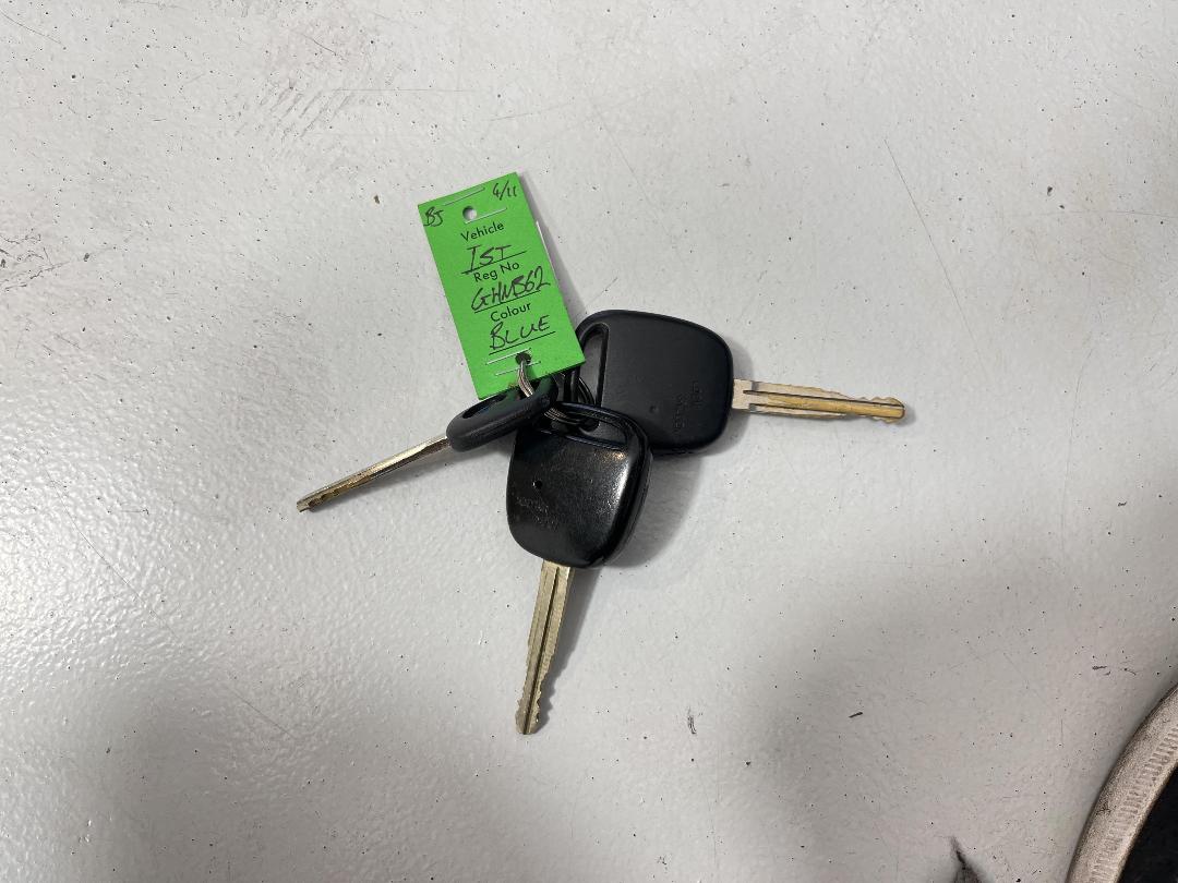 Photo '22' of Toyota IST