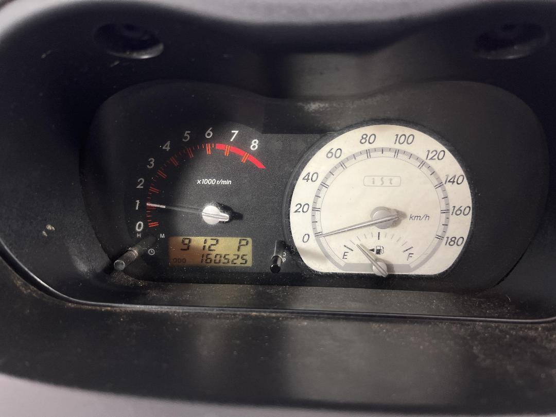 Photo '21' of Toyota IST