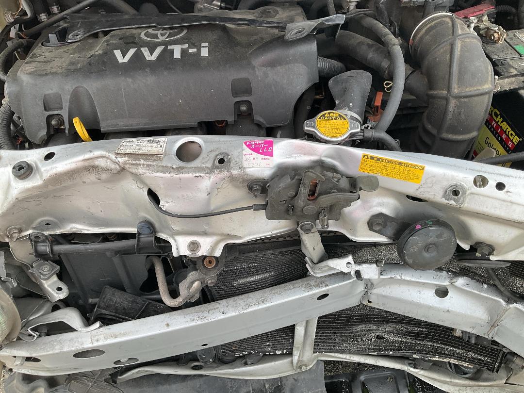 Photo '8' of Toyota IST Photo '8' of Toyota IST