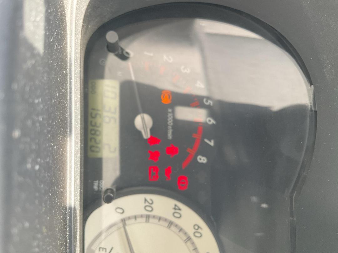 Photo '23' of Toyota IST Photo '23' of Toyota IST