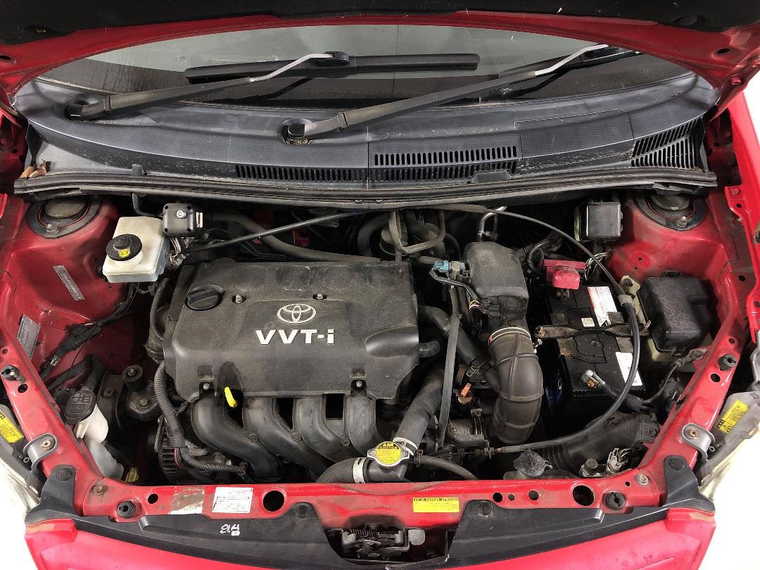 Photo '6' of Toyota IST Photo '6' of Toyota IST