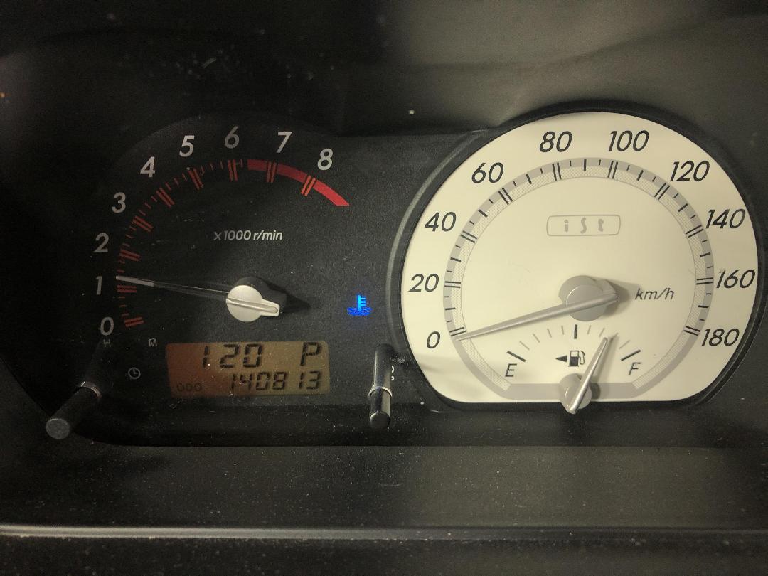 Photo '16' of Toyota IST Photo '16' of Toyota IST