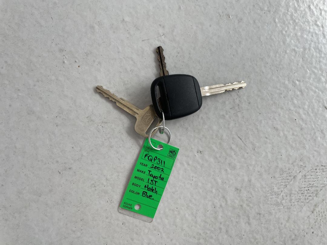 Photo '22' of Toyota IST Photo '22' of Toyota IST