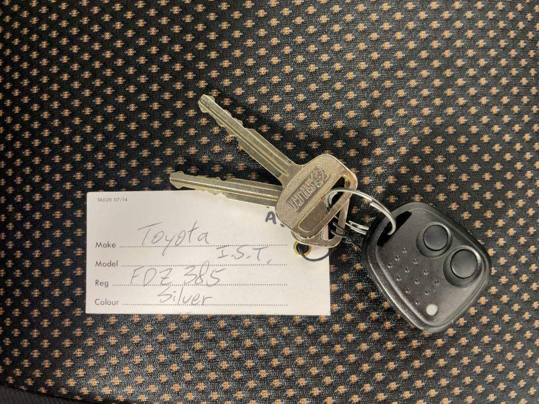 Photo '22' of Toyota IST Photo '22' of Toyota IST