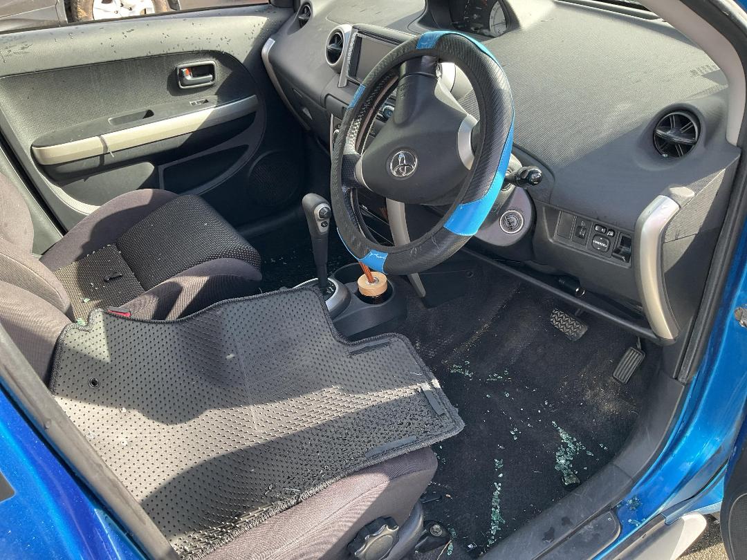 Photo '14' of Toyota IST