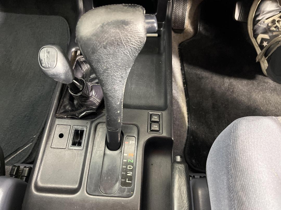 Photo '27' of Toyota Landcruiser Prado