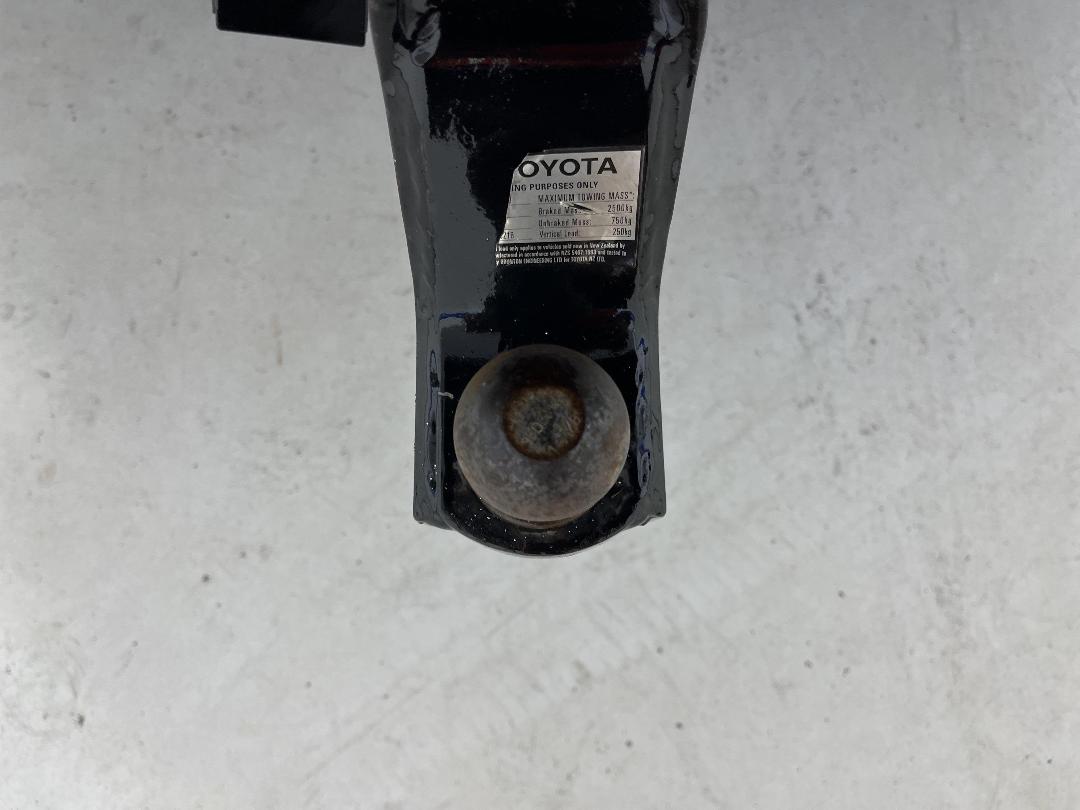 Photo '24' of Toyota Landcruiser Prado