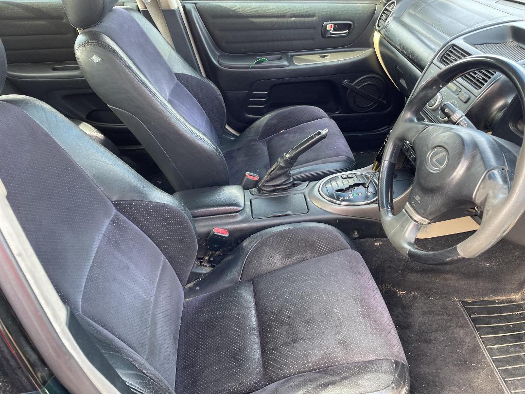 Photo '14' of Toyota Lexus IS 200 Photo '14' of Toyota Lexus IS 200