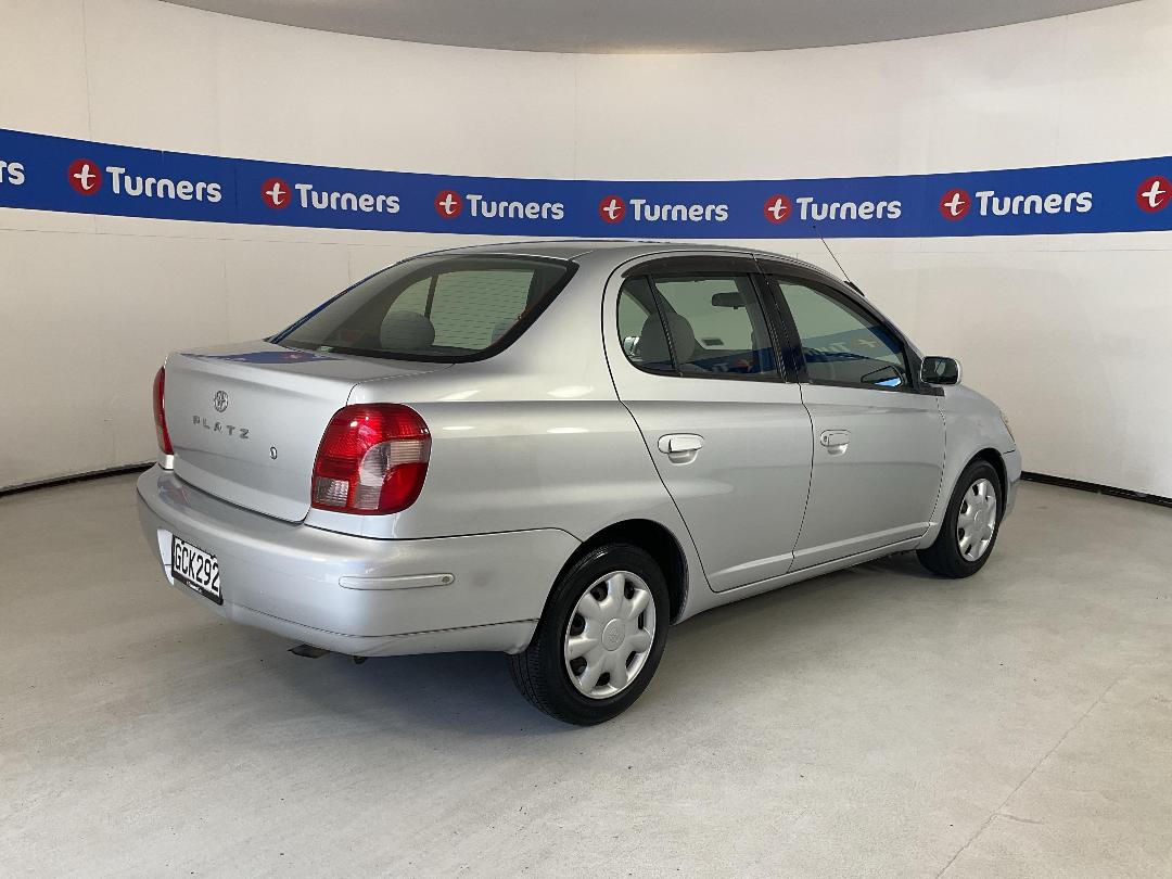 Photo '7' of Toyota Platz