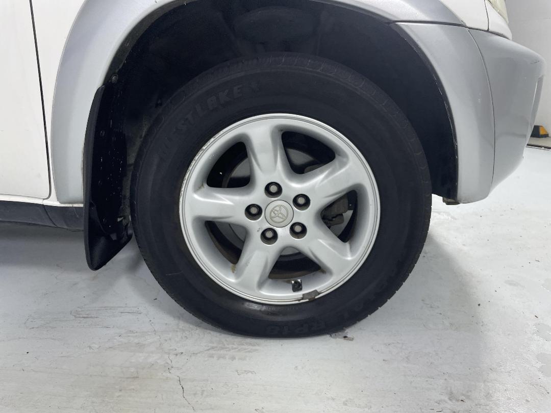 Photo '9' of Toyota Rav4