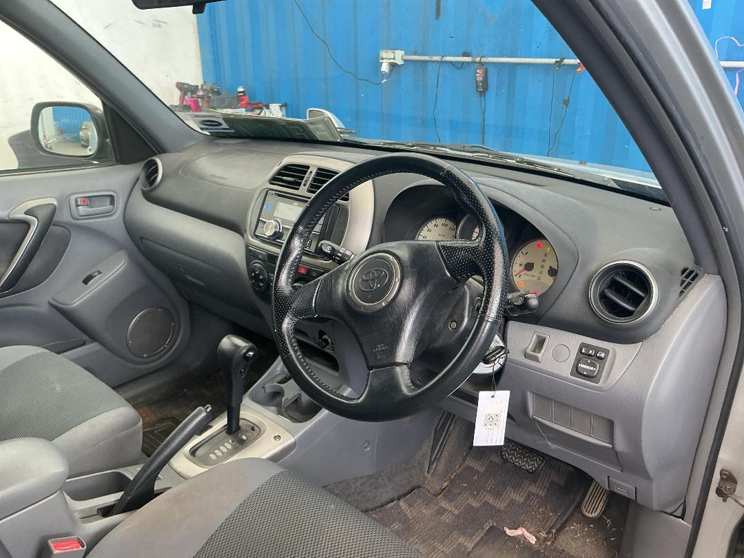 Photo '25' of Toyota Rav4 L Photo '25' of Toyota Rav4 L