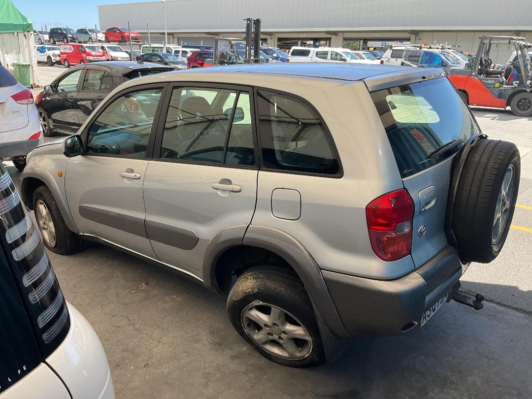 Photo '9' of Toyota Rav4 Photo '9' of Toyota Rav4