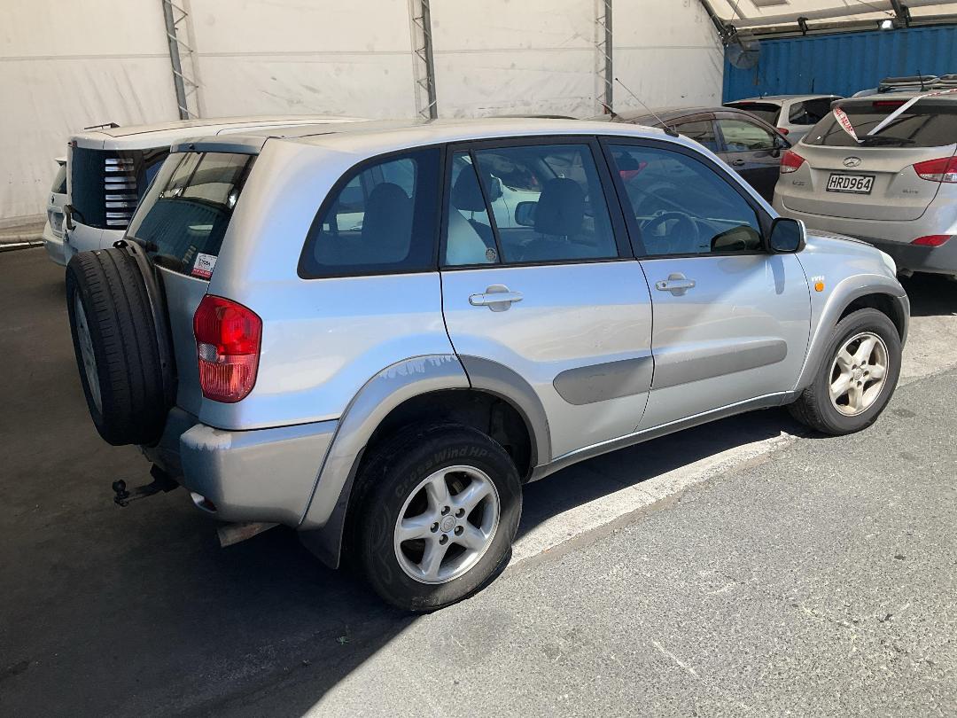 Photo '12' of Toyota Rav4 Photo '12' of Toyota Rav4