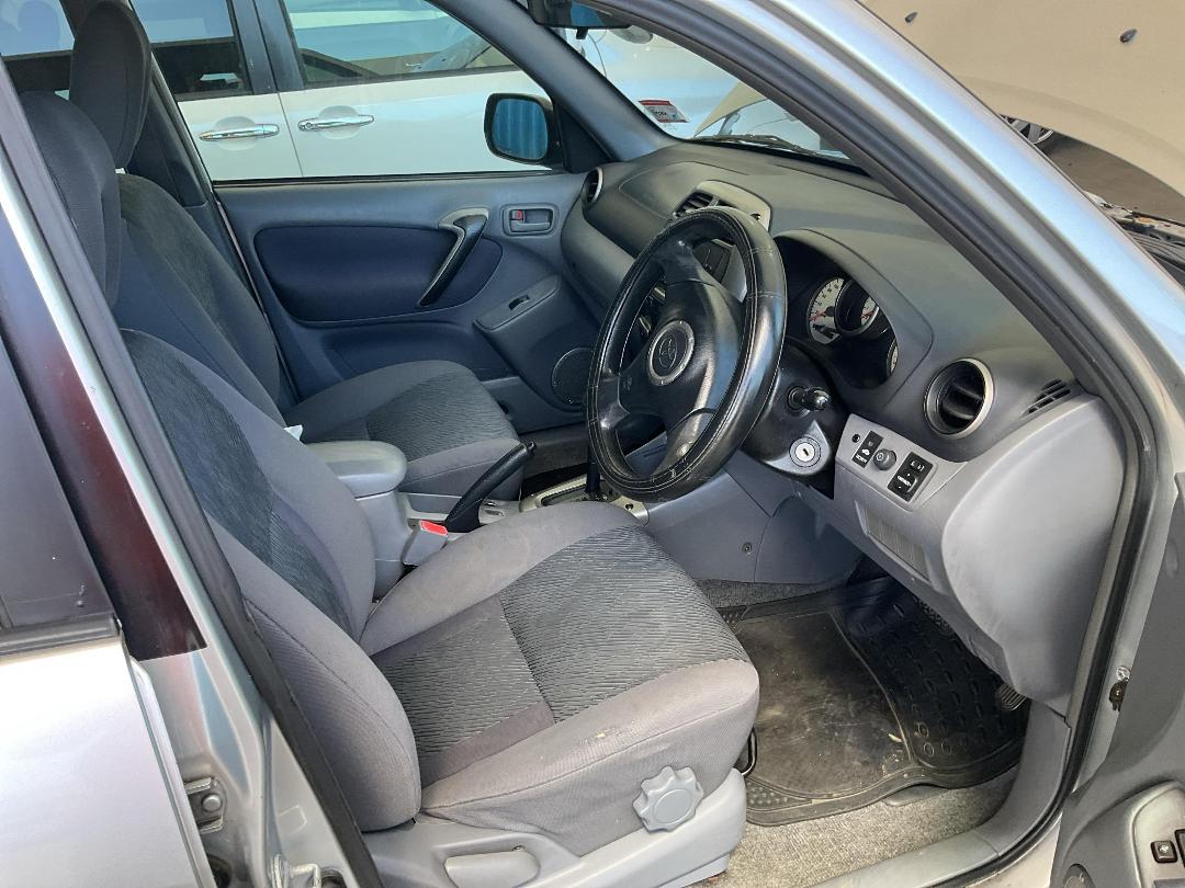 Photo '20' of Toyota Rav4 Photo '20' of Toyota Rav4