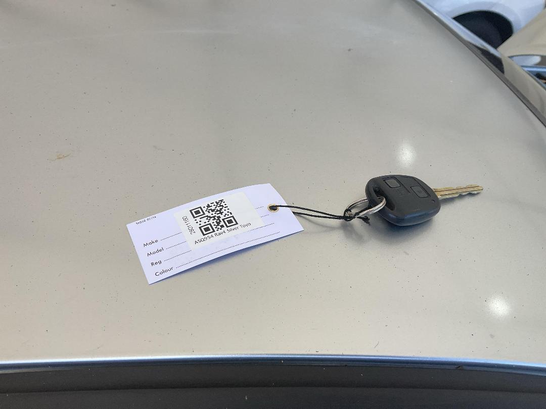 Photo '19' of Toyota Rav4 Photo '19' of Toyota Rav4