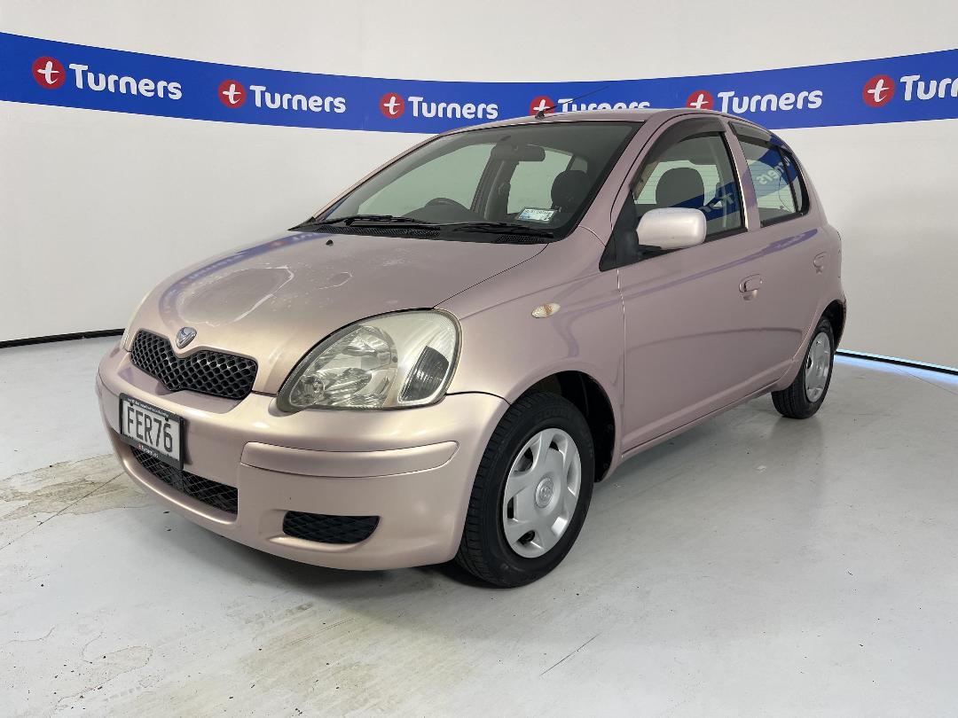 Photo '4' of Toyota Vitz Photo '4' of Toyota Vitz