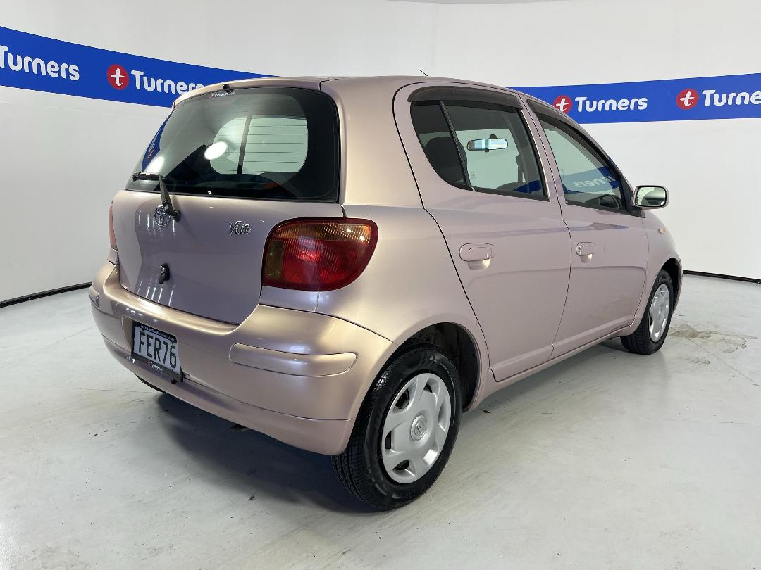 Photo '7' of Toyota Vitz Photo '7' of Toyota Vitz