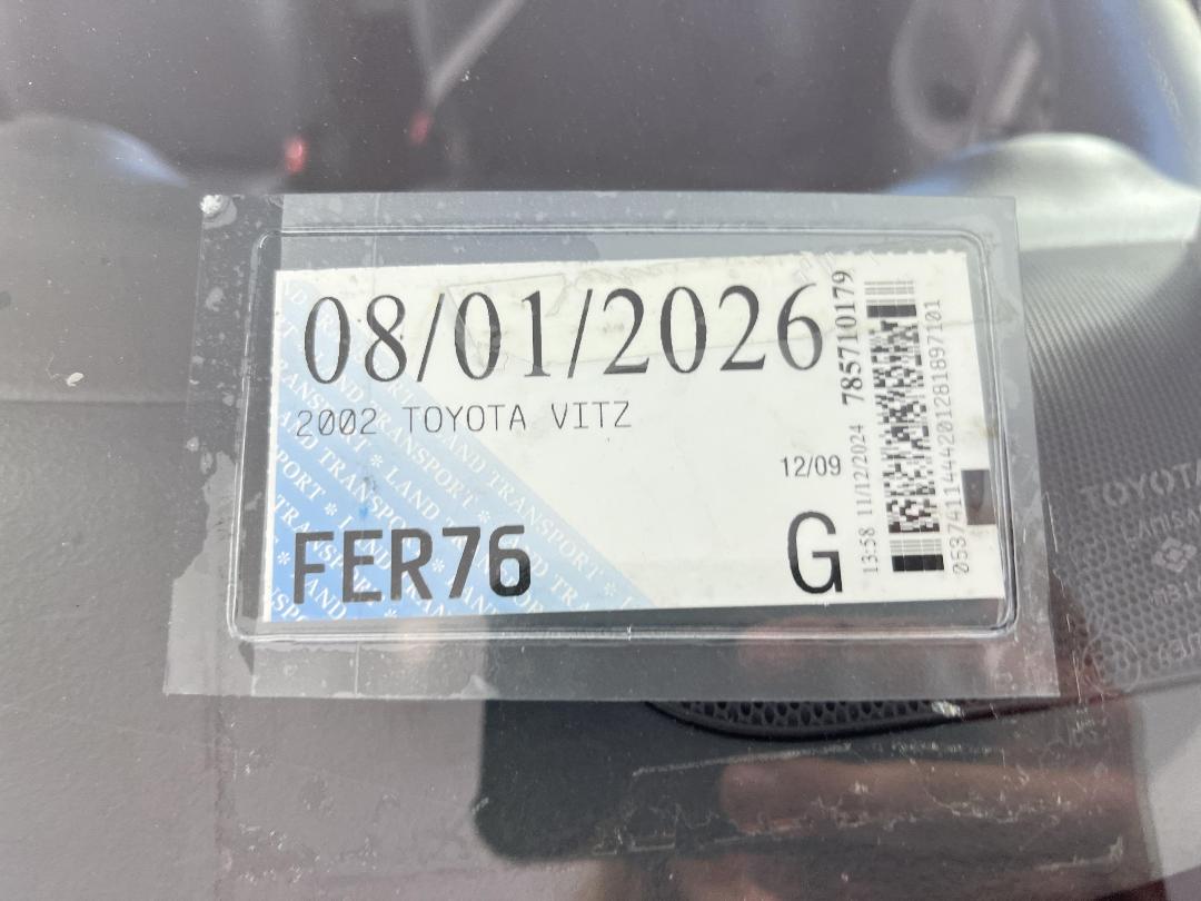 Photo '24' of Toyota Vitz Photo '24' of Toyota Vitz