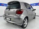 Thumbnail '7' of Toyota Vitz