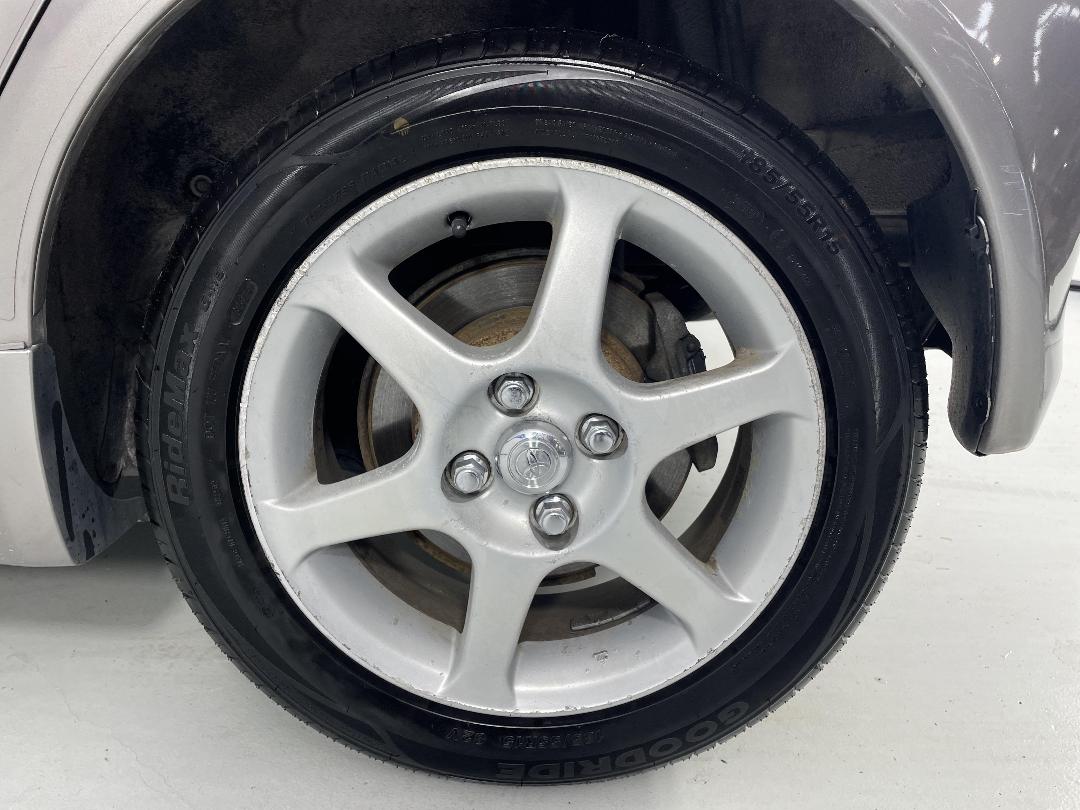 Photo '11' of Toyota Vitz