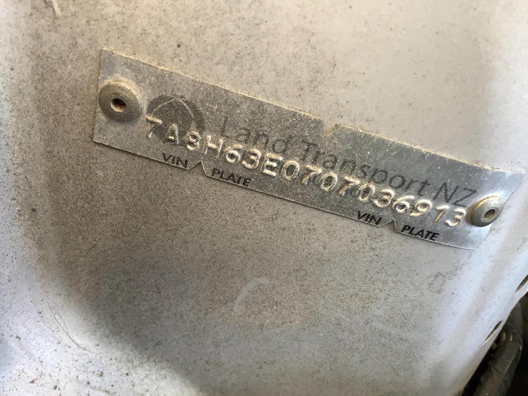 Photo '12' of Toyota Vitz