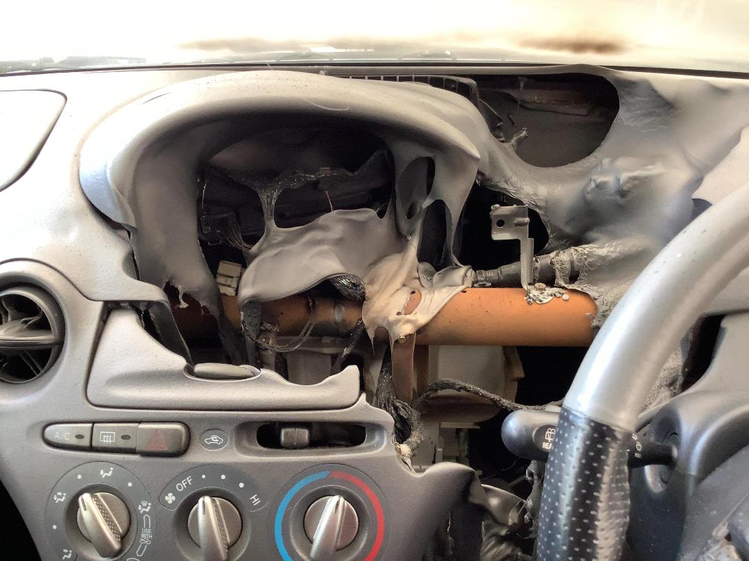 Photo '13' of Toyota Vitz