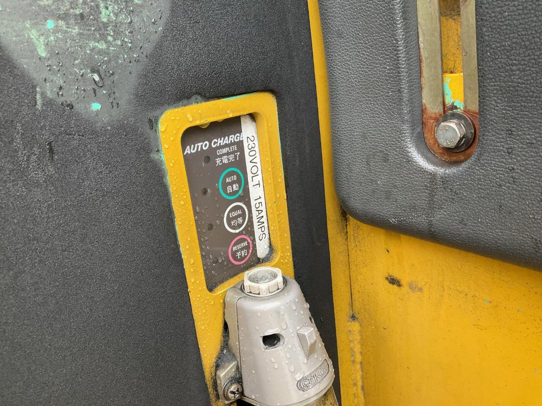 Photo '12' of Yale 61-FBRA15WX Forklift Photo '12' of Yale 61-FBRA15WX Forklift