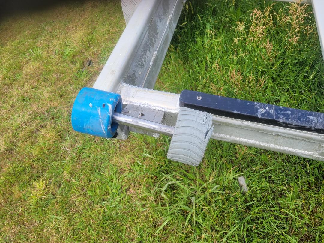 Photo '10' of ALLOYD ENGINERING Boat - Tandem Photo '10' of ALLOYD ENGINERING Boat - Tandem