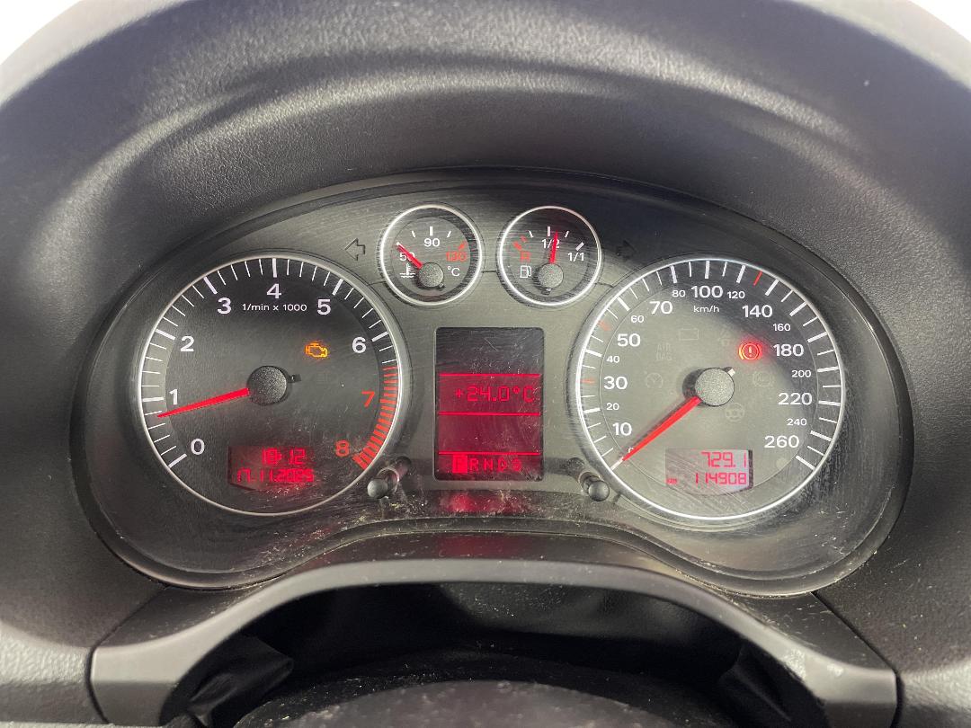 Photo '16' of Audi A3 2.0 FSI