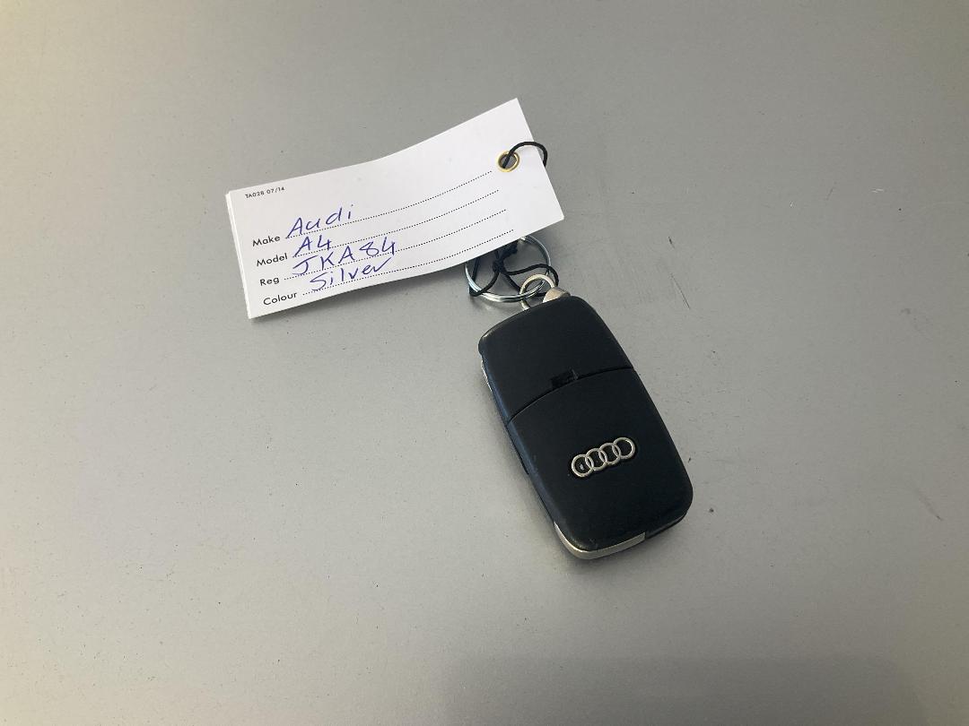 Photo '20' of Audi A4 Photo '20' of Audi A4