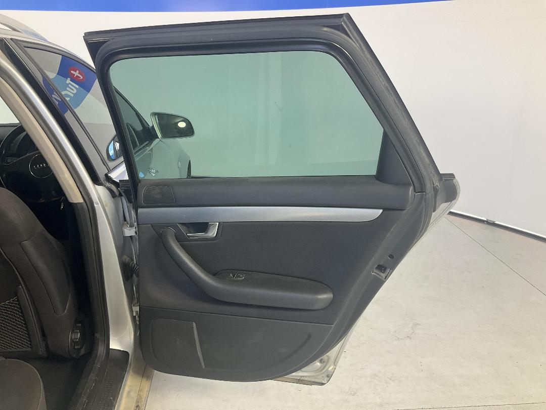 Photo '17' of Audi A4 Photo '17' of Audi A4