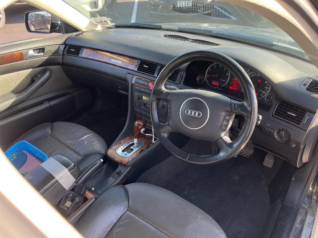 Photo '14' of Audi Allroad V8 TIP