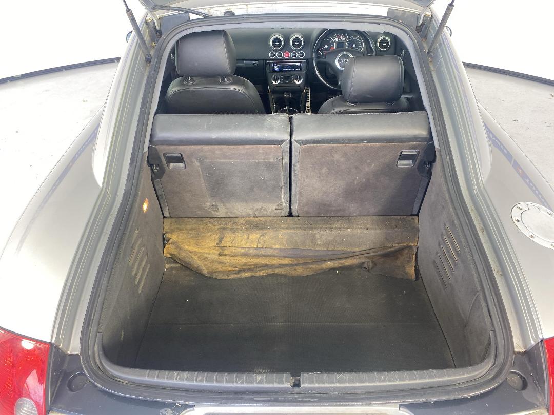 Photo '14' of Audi TT