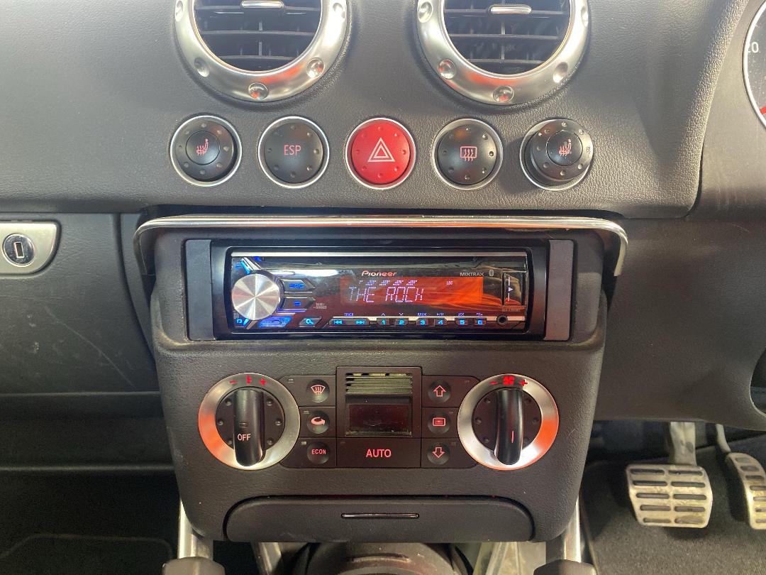 Photo '18' of Audi TT