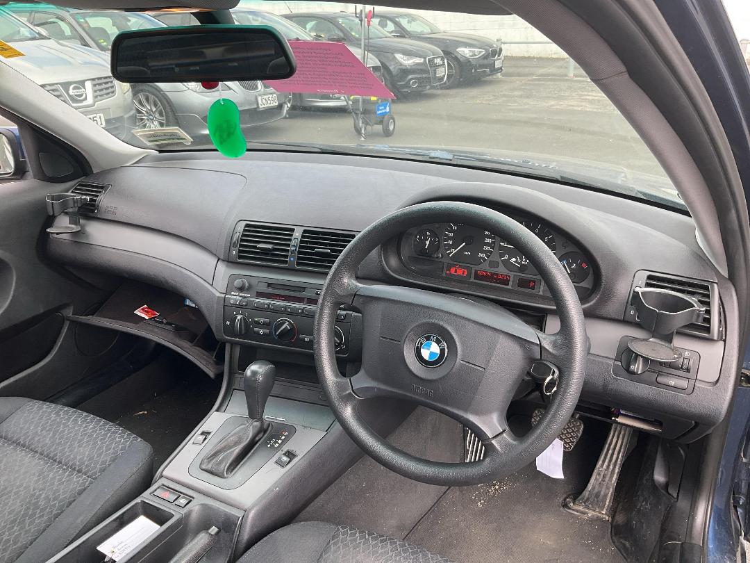 Photo '10' of BMW 316Ti Photo '10' of BMW 316Ti