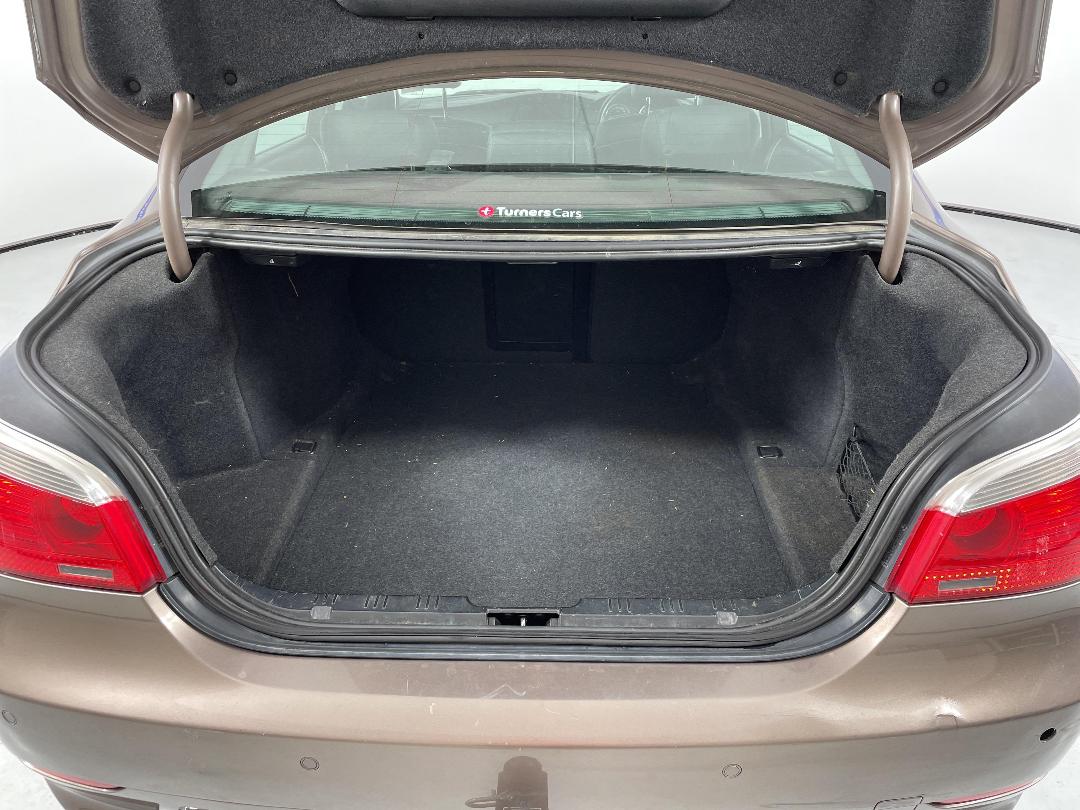 Photo '14' of BMW 5 Series