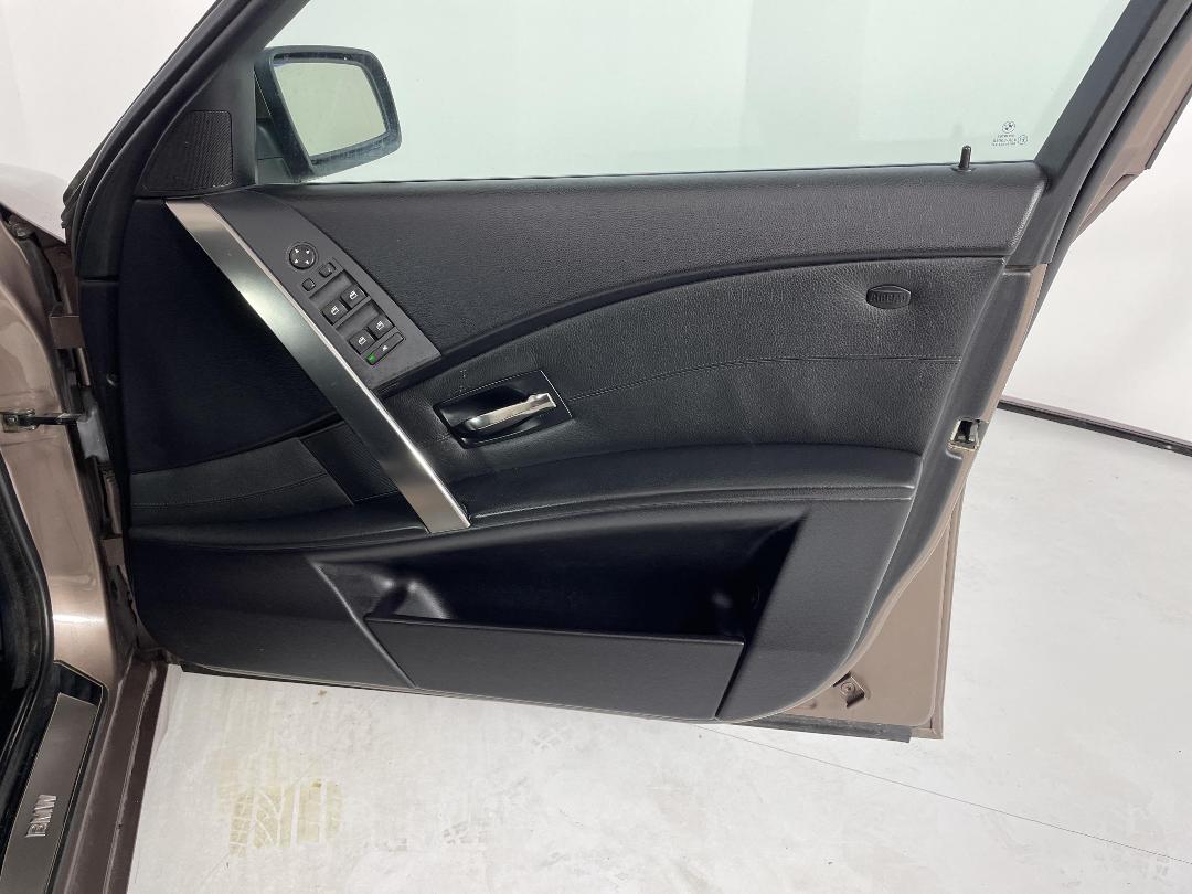 Photo '15' of BMW 5 Series