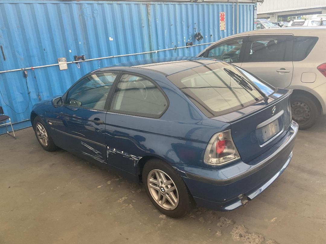 Photo '8' of BMW Compact