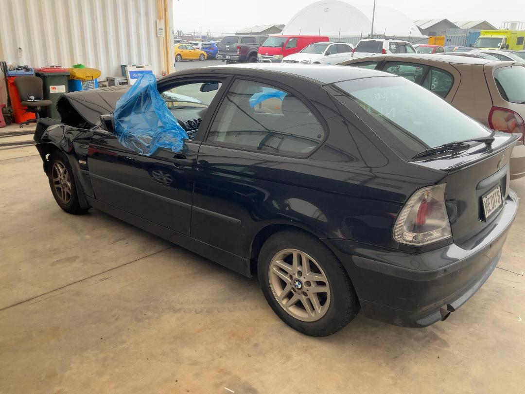 Photo '3' of BMW Compact