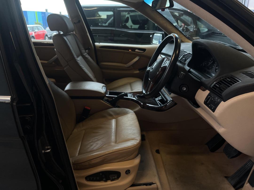 Photo '12' of BMW X5 SAV