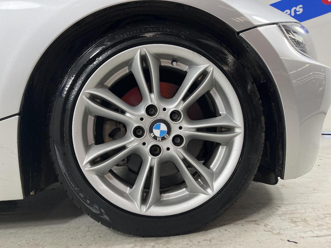 Photo '9' of BMW Z4 Photo '9' of BMW Z4