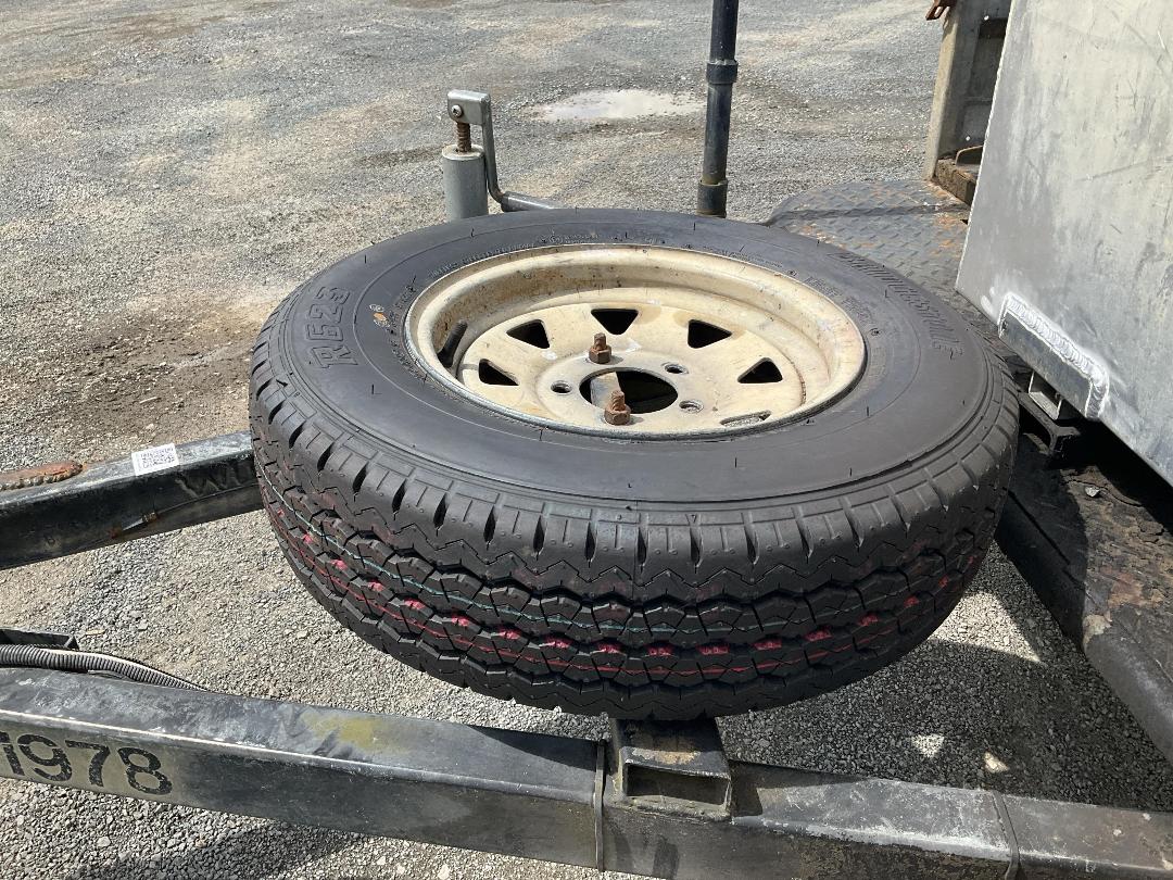 Photo '15' of BRENT SMITH FUEL Flat Deck - Tandem Photo '15' of BRENT SMITH FUEL Flat Deck - Tandem