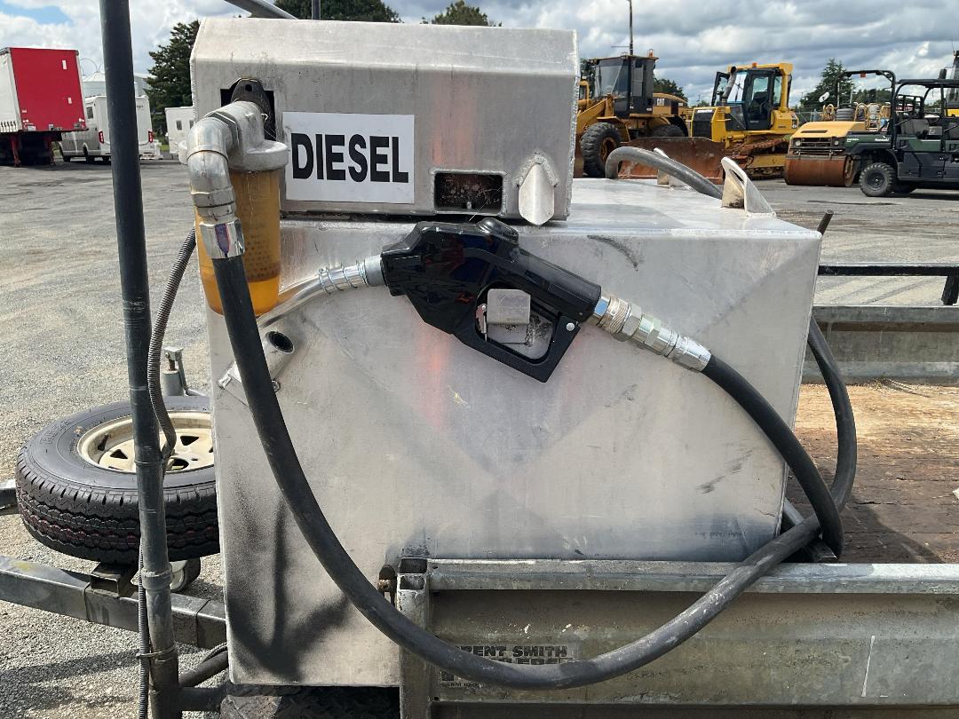 Photo '13' of BRENT SMITH FUEL Flat Deck - Tandem Photo '13' of BRENT SMITH FUEL Flat Deck - Tandem