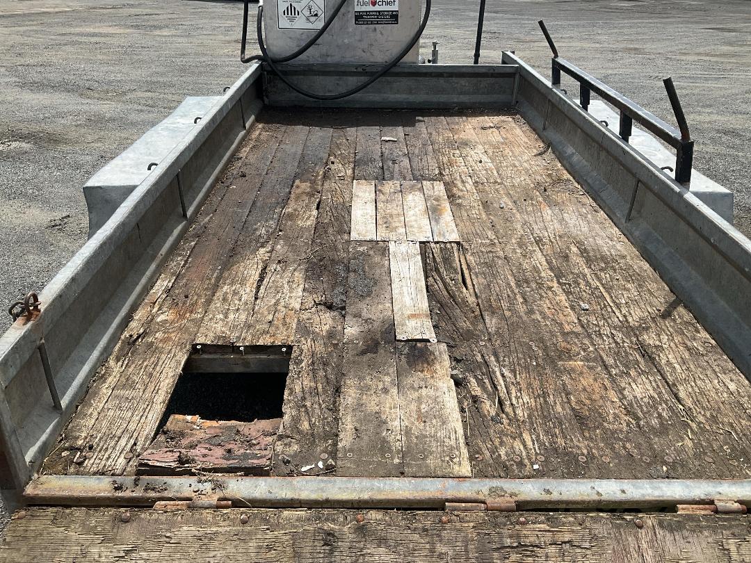 Photo '9' of BRENT SMITH FUEL Flat Deck - Tandem Photo '9' of BRENT SMITH FUEL Flat Deck - Tandem