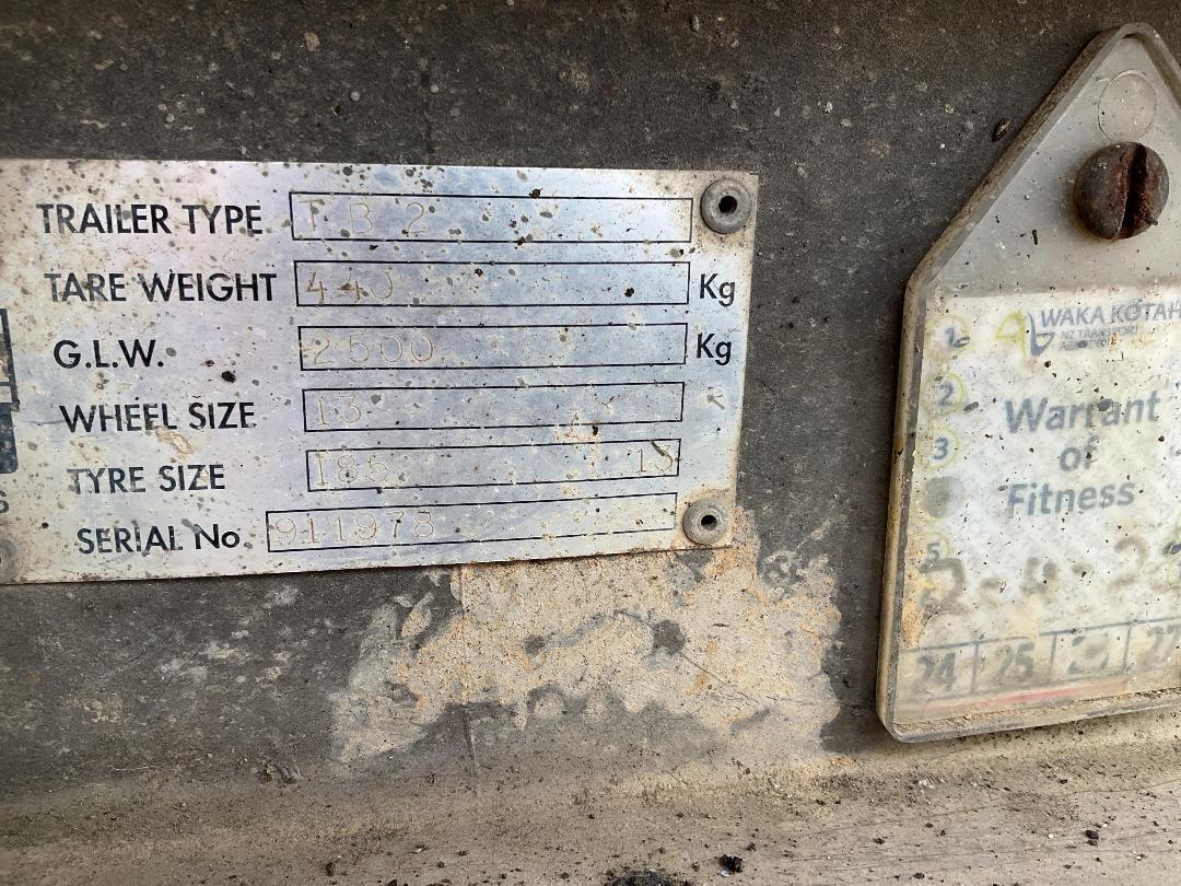 Photo '21' of BRENT SMITH FUEL Flat Deck - Tandem Photo '21' of BRENT SMITH FUEL Flat Deck - Tandem