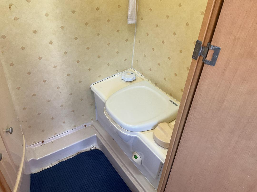 Photo '23' of Caravan Abbey Aventura Caravan - Single Photo '23' of Caravan Abbey Aventura Caravan - Single