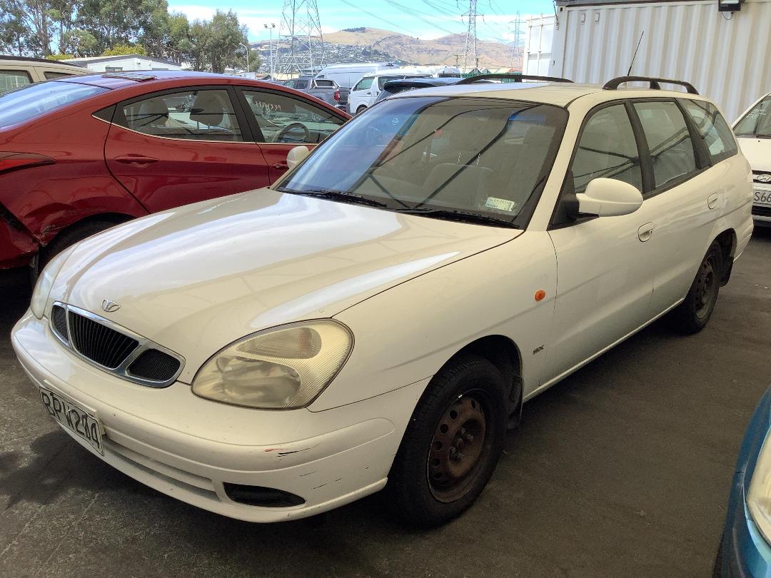 Photo '3' of Daewoo Nubira SX SW